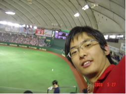 Cho,%20Steven_Tokyo%20dome%20baseball